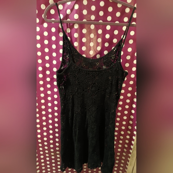 GUESS Crochet Lace Black Dress - Picture 7 of 7
